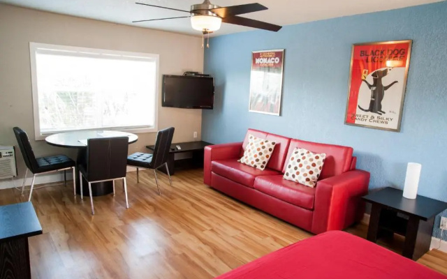 photo 2 of Sun Beach Inn