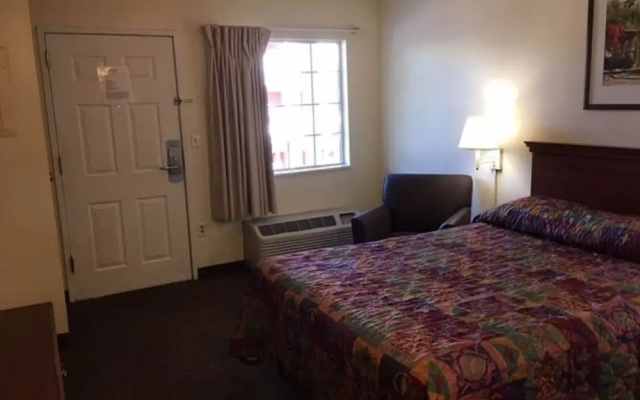 photo 3 of InTown Suites Extended Stay Jacksonville FL – Baymeadows