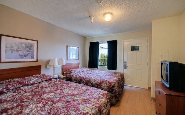 photo 5 of Intown Suites Extended Stay Select Houston - Stafford