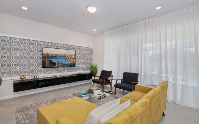 photo 2 of Sun Traveler @ Solterra by Shine Villas 113