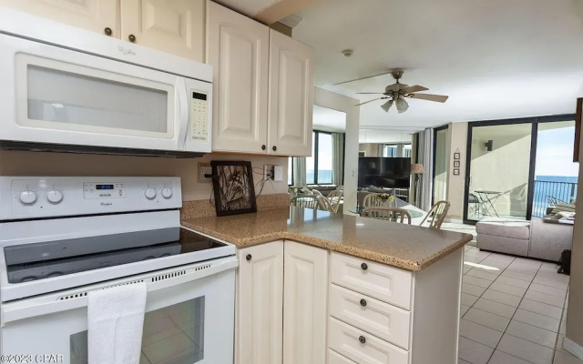 photo 5 of Sunbird 807e