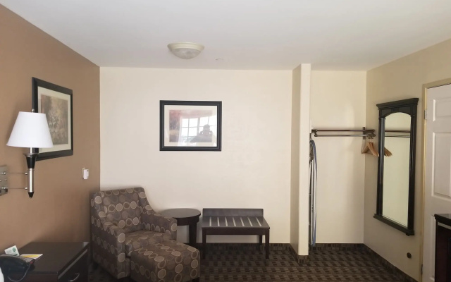 photo 4 of Sunburst Spa & Suites Motel