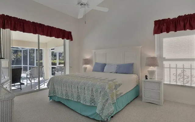 photo 4 of Sunbury Court Home