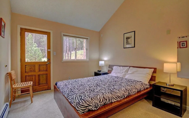 photo 4 of Sundance 4 3 Br townhouse by RedAwning