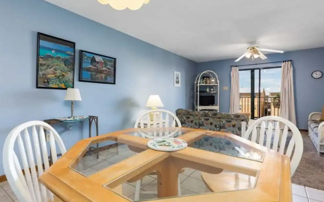 photo 2 of Sundial 2D by Meyer Vacation Rentals