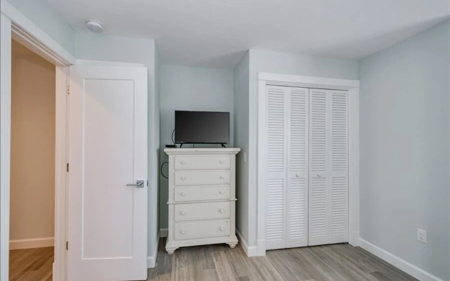photo 2 of Sundown Villa Unit 02 2 Bedrooms 2.5 Bathrooms Villa
