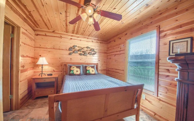photo 2 of Sunflower Cabin Rr9122sf Home
