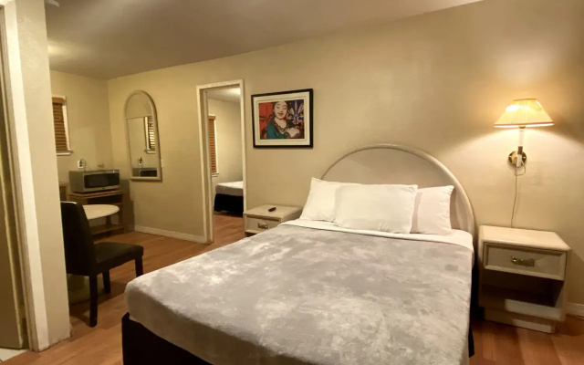 photo 2 of Sunland Inn of Ephrata