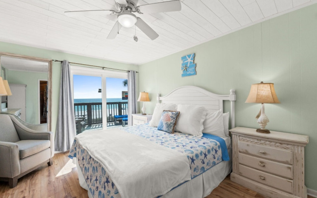photo 4 of Sunny Beach by Book That Condo