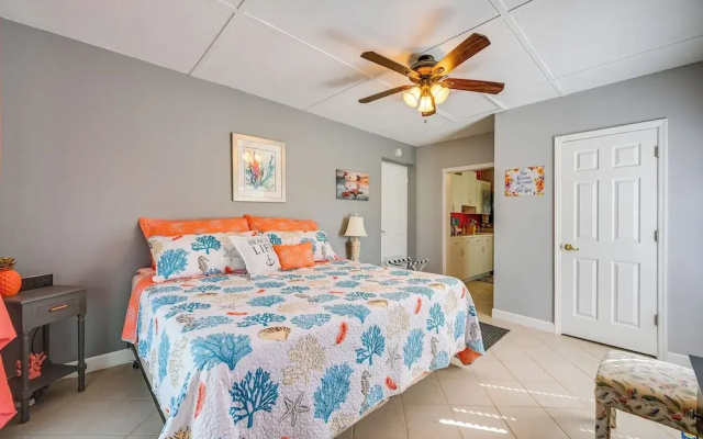 photo 3 of Sunny Bonita Springs Apt w/ Pool, Hot Tub + Lanai