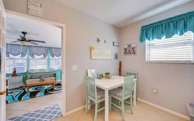 photo 5 of Sunny Bonita Springs Apt w/ Pool, Hot Tub + Lanai