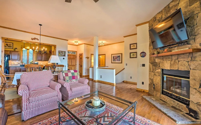 photo 4 of Family-friendly Burnsville Condo! Gated Community
