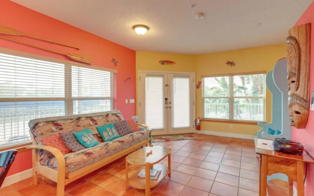 photo 5 of Vibrant Condo - Walk to Indian Rocks Beach!
