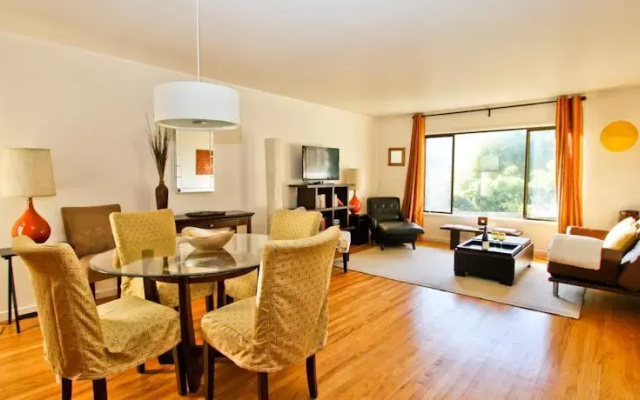 photo 5 of Sunny Noe Valley by Come2SF