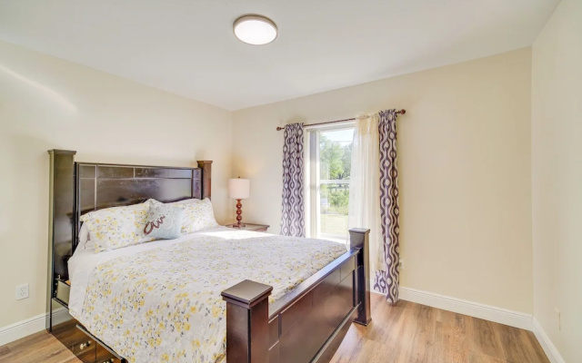 photo 4 of Sunny Palm Bay Home w/ Screened Porch Near Beaches