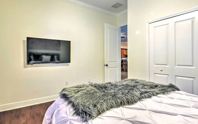 photo 3 of Sunny Sarasota Abode w/ Yard ~ 1 Mi to Dtwn!