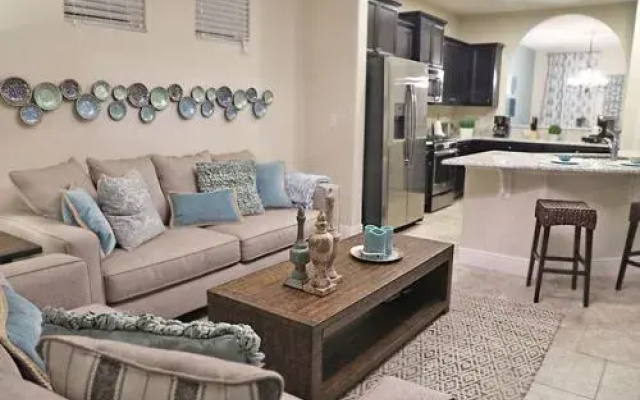 photo 4 of Sunny Solterra Oak