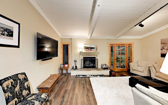 photo 2 of Sunny West Vail Townhome On Free Bus Route by RedAwning