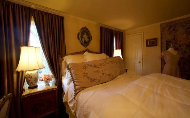 photo 4 of Sunnyside Bed & Breakfast
