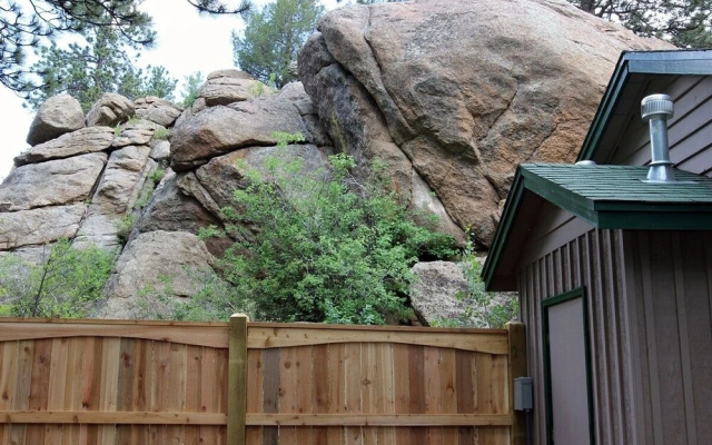 photo 5 of Sunnyside Knoll: 11 1 Bedroom Apts