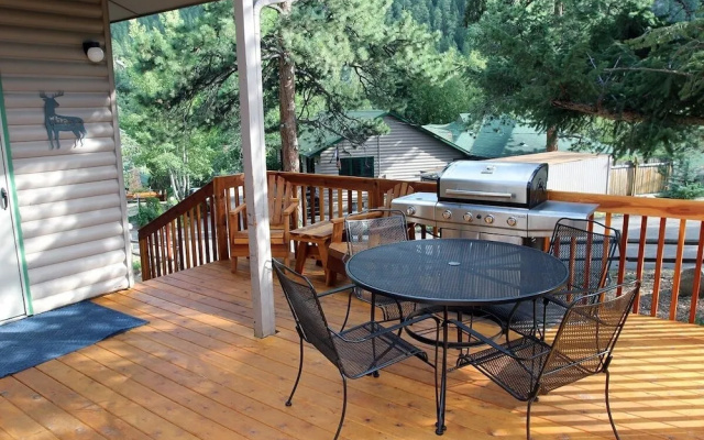 photo 3 of Sunnyside Knoll: 16 1 Bedroom Cabin