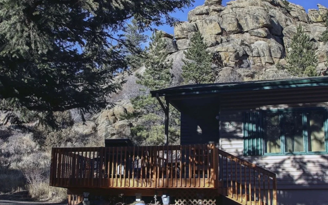 photo 4 of Sunnyside Knoll: 16 1 Bedroom Cabin