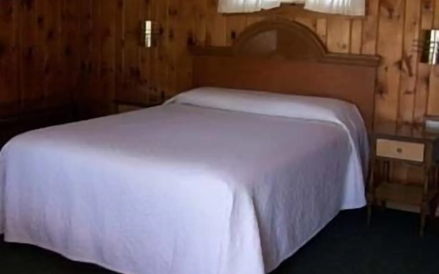 photo 2 of Sunnyside Motel & Cottages