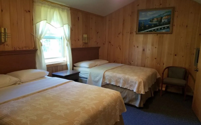 photo 3 of Sunnyside Motel & Cottages