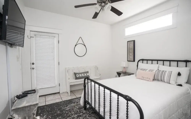 photo 3 of Sunnyside Up by Panhandle Getaways