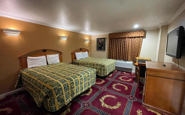 photo 3 of Sunrise Inn