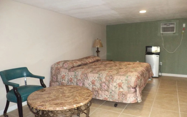 photo 4 of Sunrise Motel