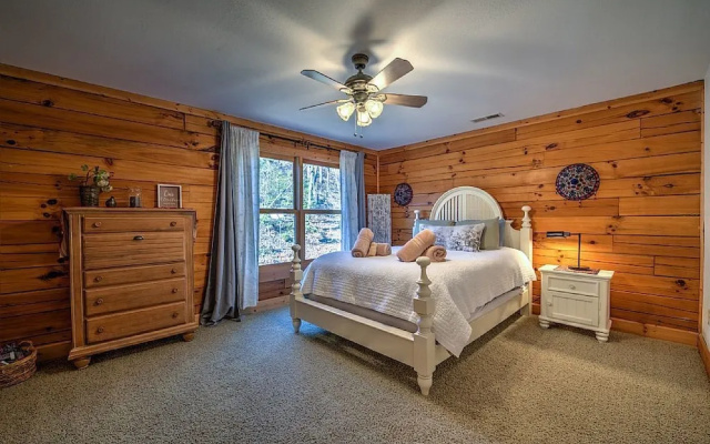 photo 4 of Sunrise Ridge - 3 Br Cabin
