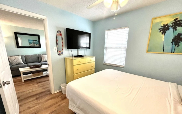 photo 2 of Sunrise Ge 104 2 Bedroom Condo by RedAwning