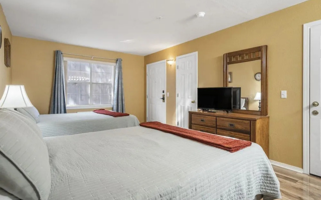 photo 5 of Sunroom Serenity - Community Pool