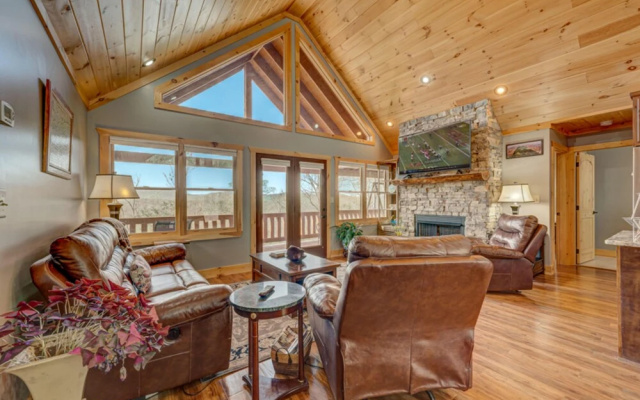 photo 4 of Sun's Cabin by Escape to Blue Ridge