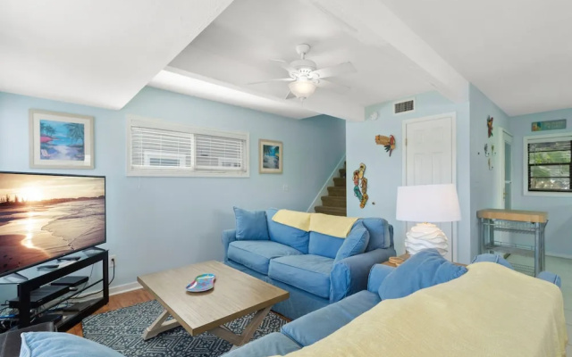 photo 4 of Sunset Beach House by Vtrips