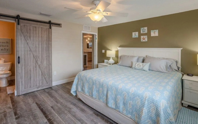 photo 4 of Sunset Chateau Beach Condo Star5vacations