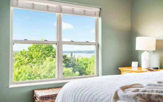 photo 5 of Sunset Daydream Elegant Condo on Table Rock!