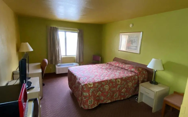 photo 3 of Sunset Inn Rolla