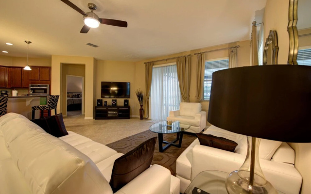 photo 3 of Sunset Lake Villa by Orlando Short Term