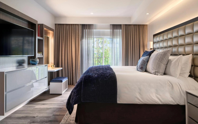 photo 5 of Sunset Marquis