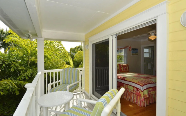 photo 5 of Sunset Villas 3 Million $ Views/2 Balconies/bbq/pool