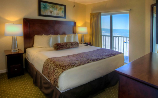 photo 2 of Sunset Vistas Two Bedroom Beachfront Suites