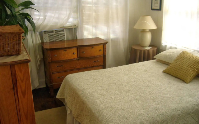 photo 2 of Sunshine Cozy Cottages