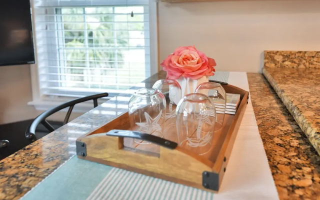 photo 3 of Sunshine Hideaway - Large Studio - Pet Friendly