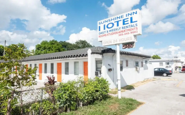 photo 3 of Sunshine Inn Motel