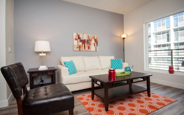 photo 2 of Sunshine Suites at Main St
