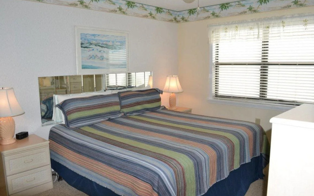 photo 5 of Sunswept Condominiums