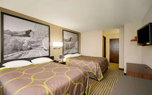 photo 3 of Super 8 by Wyndham Lexington/Hamburg Area