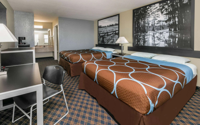 photo 4 of Super 8 by Wyndham Arlington Near AT&T Stadium